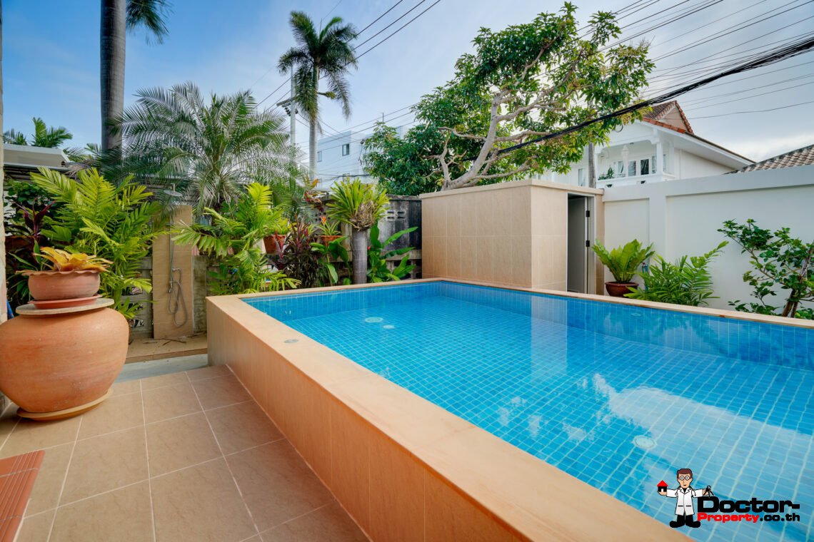 3 Bedroom Thai Style House with Pool in Bangrak, Koh Samui – For Sale